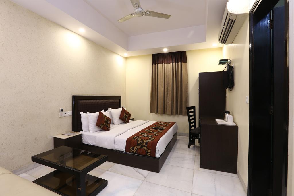 Hotel Kingston Park - Karol Bagh Delhi Kültér fotó