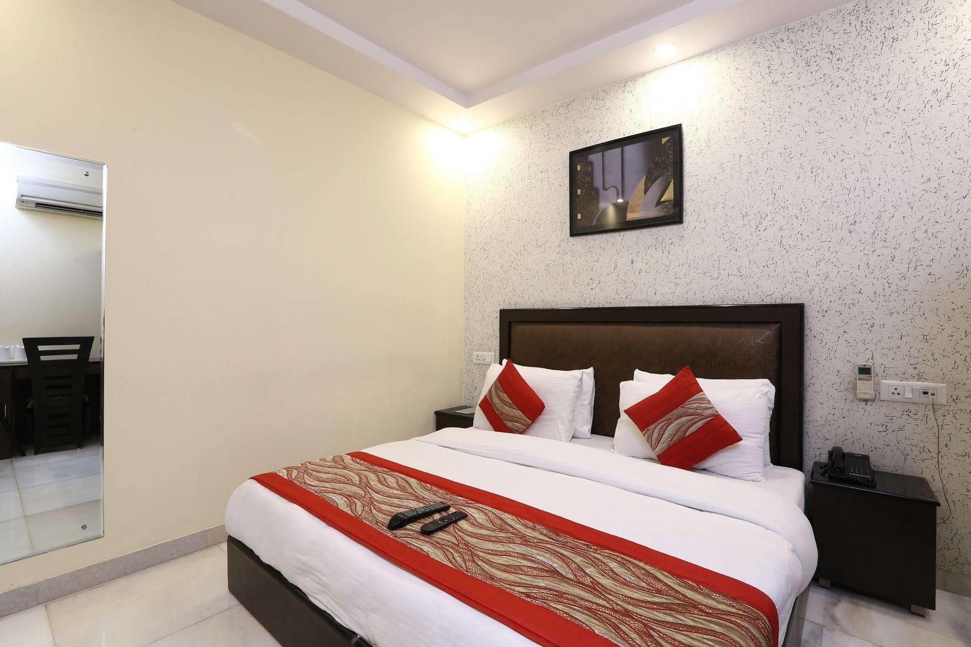 Hotel Kingston Park - Karol Bagh Delhi Kültér fotó