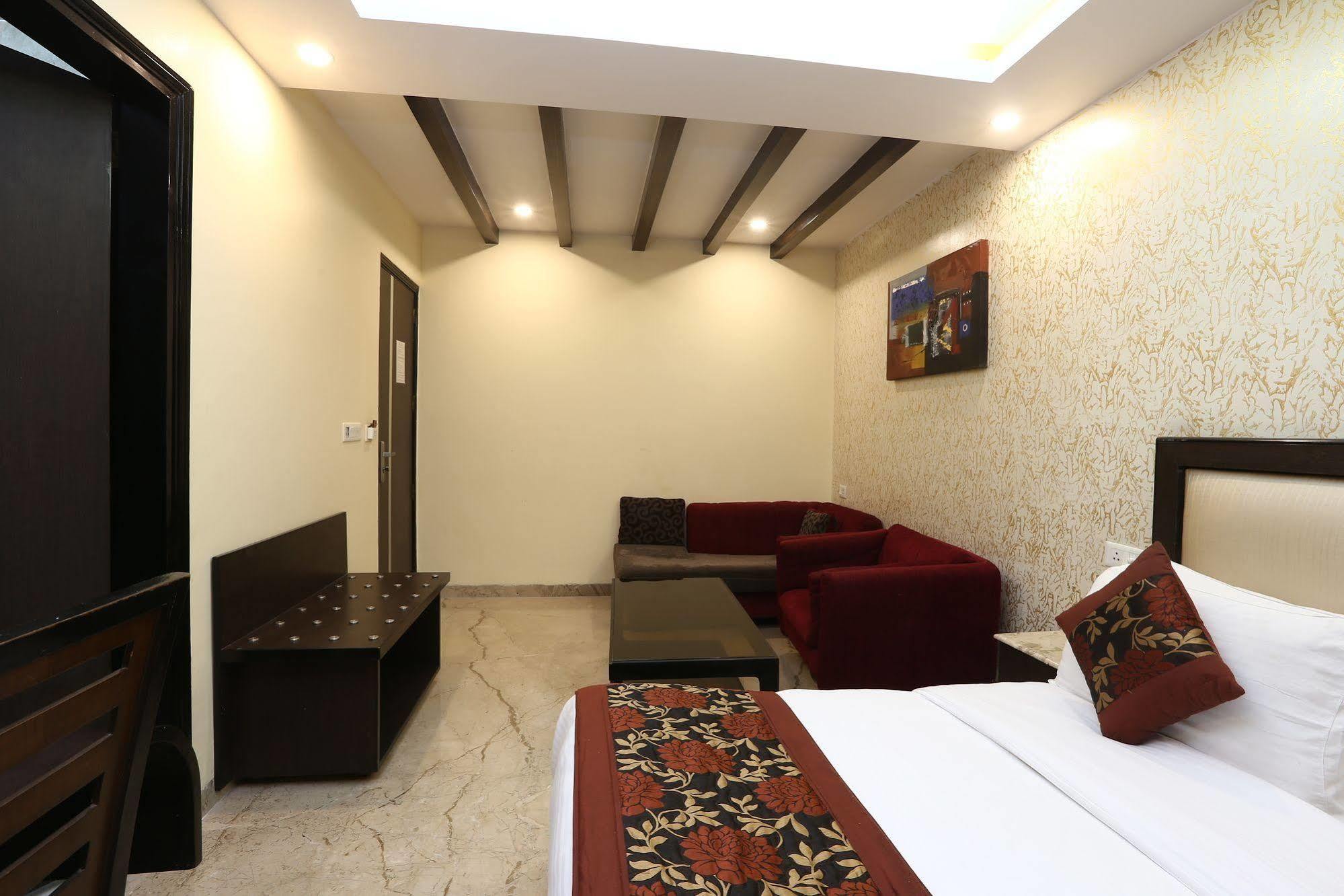 Hotel Kingston Park - Karol Bagh Delhi Kültér fotó